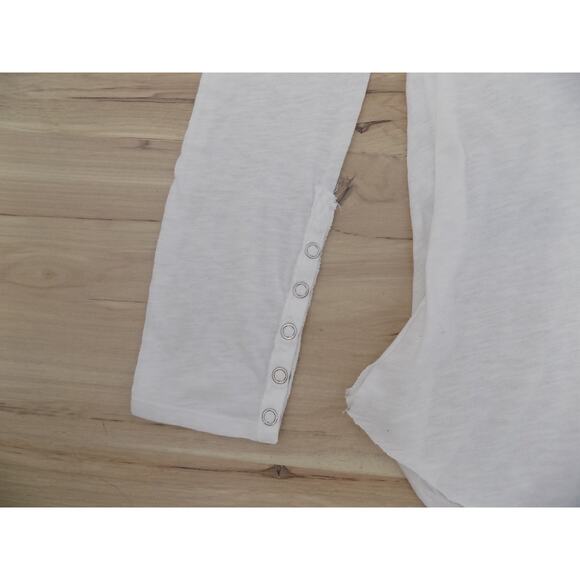 We The Free white tissue tee t shirt long sleeve size Medium - Picture 2 of 8